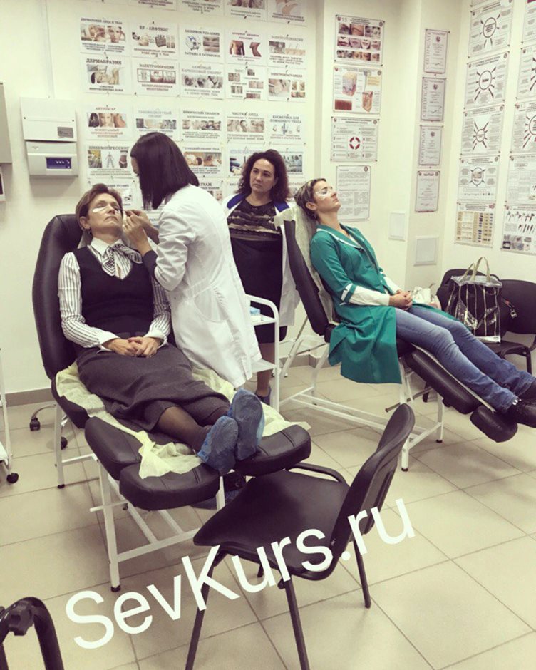 Окрашивание ресниц. Практическое занятие.